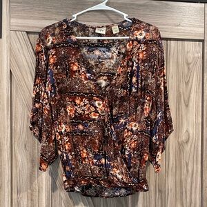 Daytrip Sz  Small Multicolor Floral top